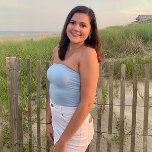 Meet your Posher, Jessica